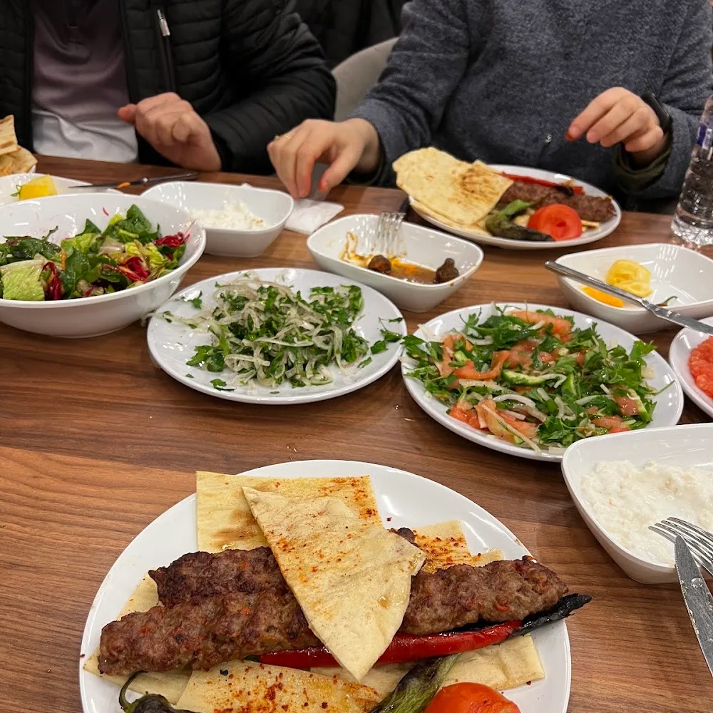 Nasır Usta 75 Şubesi