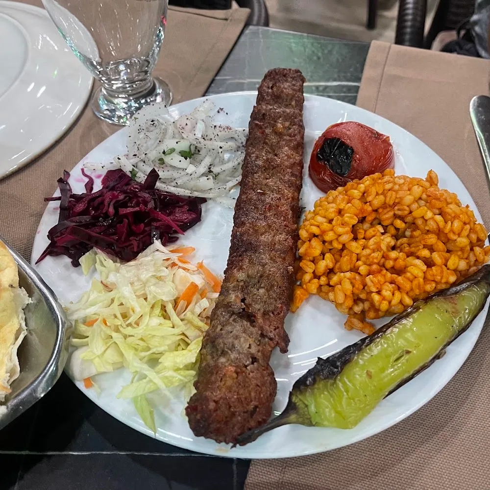 Emek Saray Restaurant
