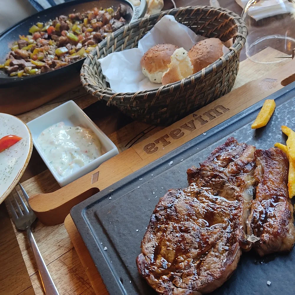ETEVİM STEAKHOUSE