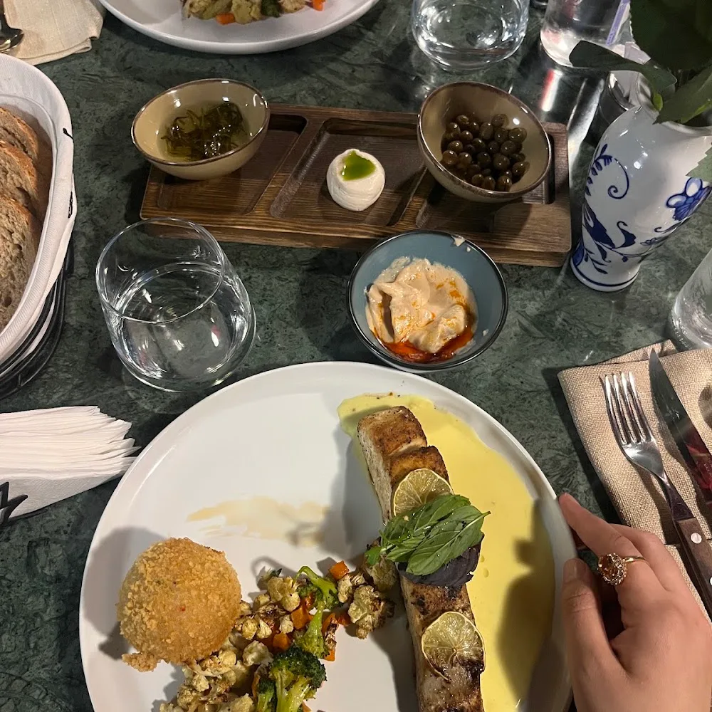 Avlu 1919 RESTORAN