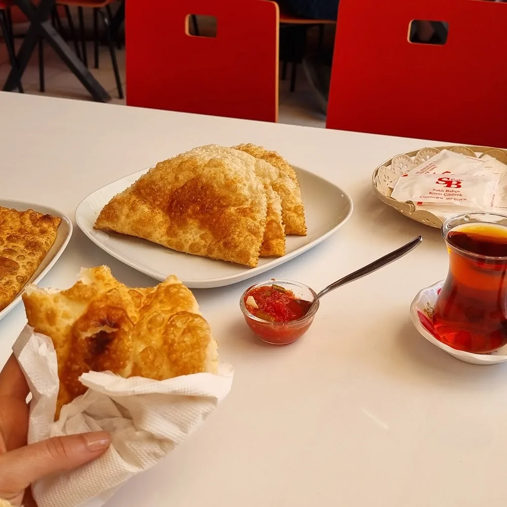 Saklı Bahçe Kırım Çibörek