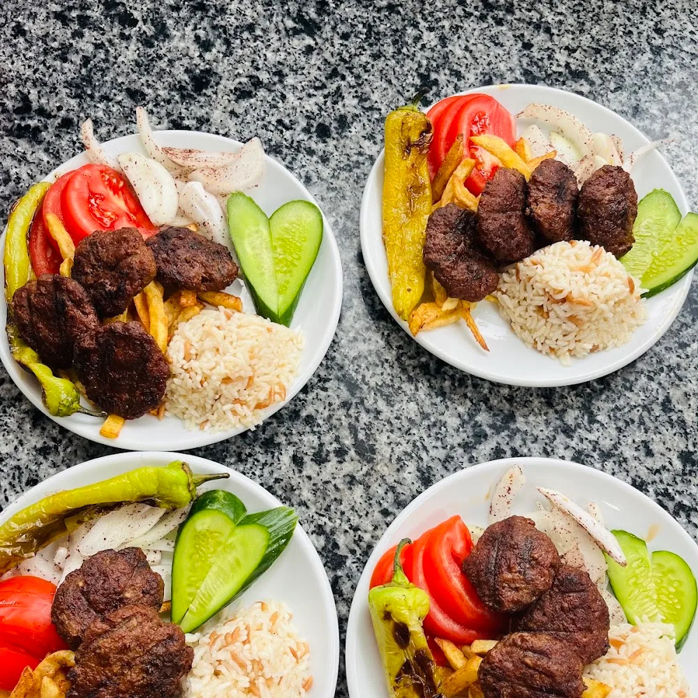 Deriner Barajı Seyir Terası