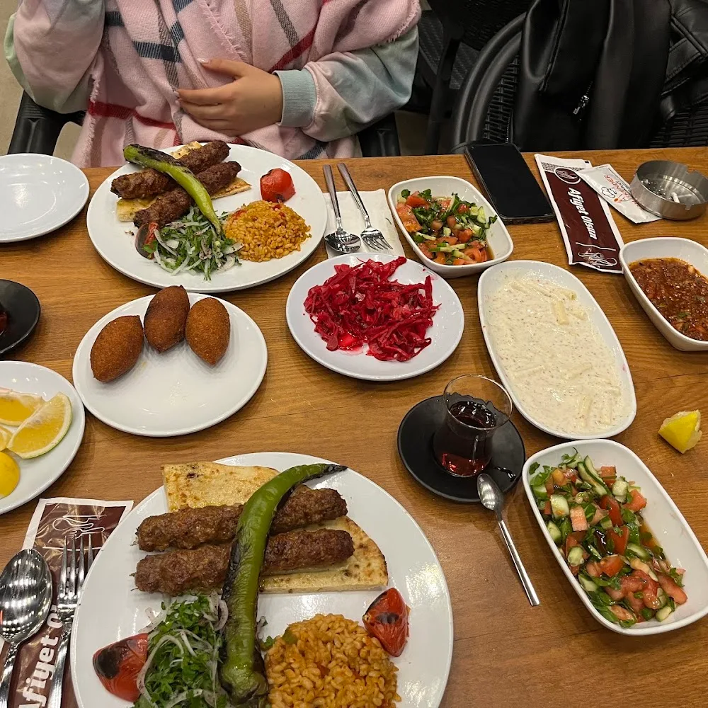 Şah İskender Restaurant ve Şah Künefe