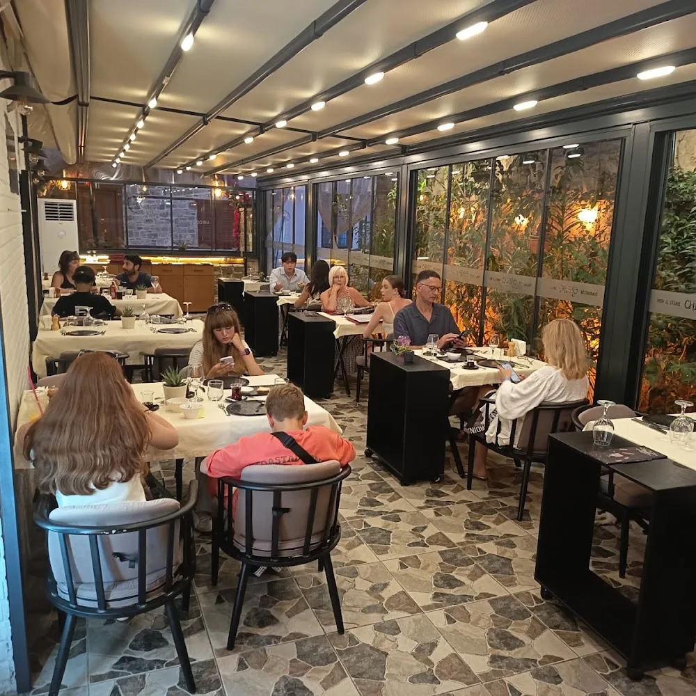 Chiaro Garden Fish & Steak Restaurant